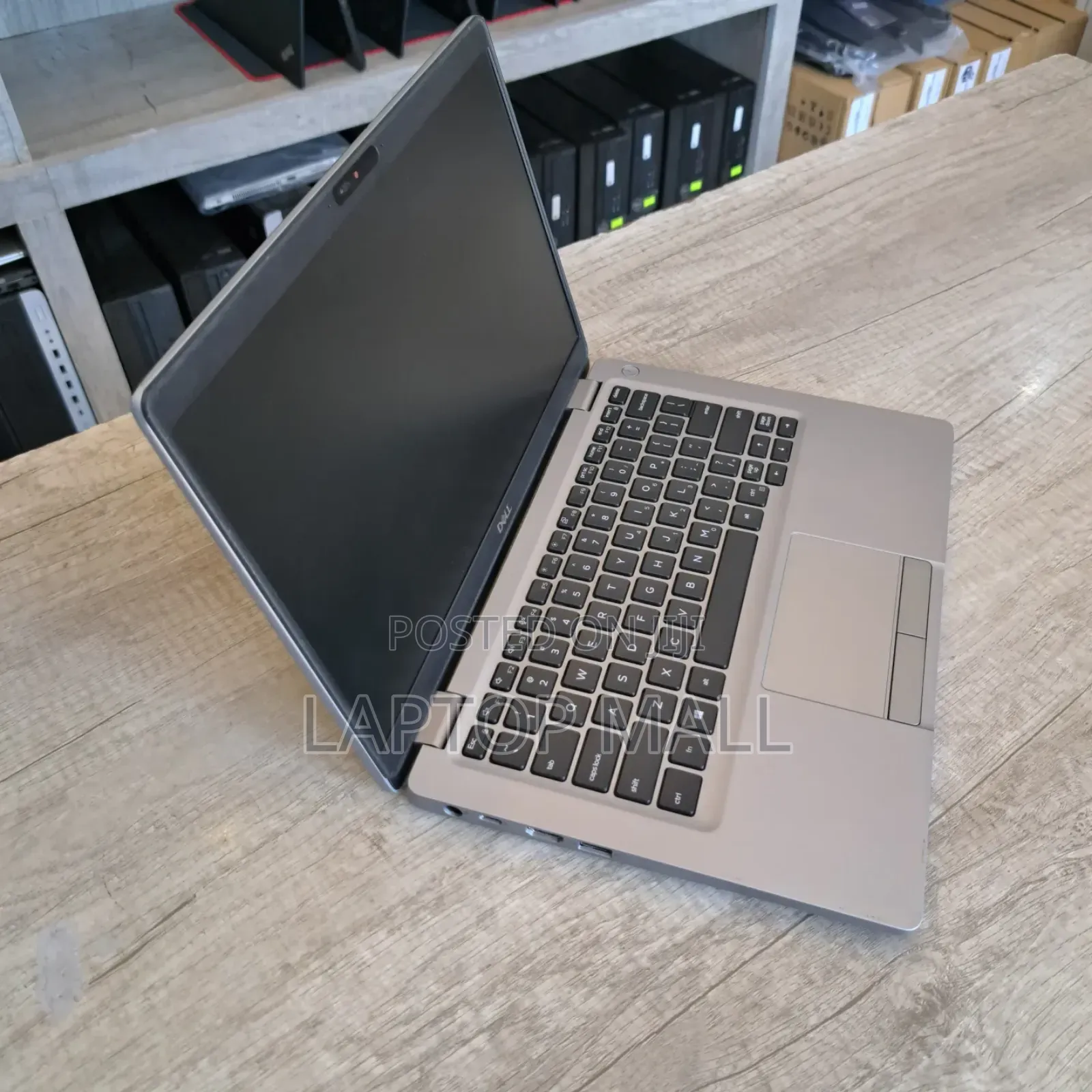 Laptop Dell Latitude 5310 8GB Intel Core I5 SSD 500GB