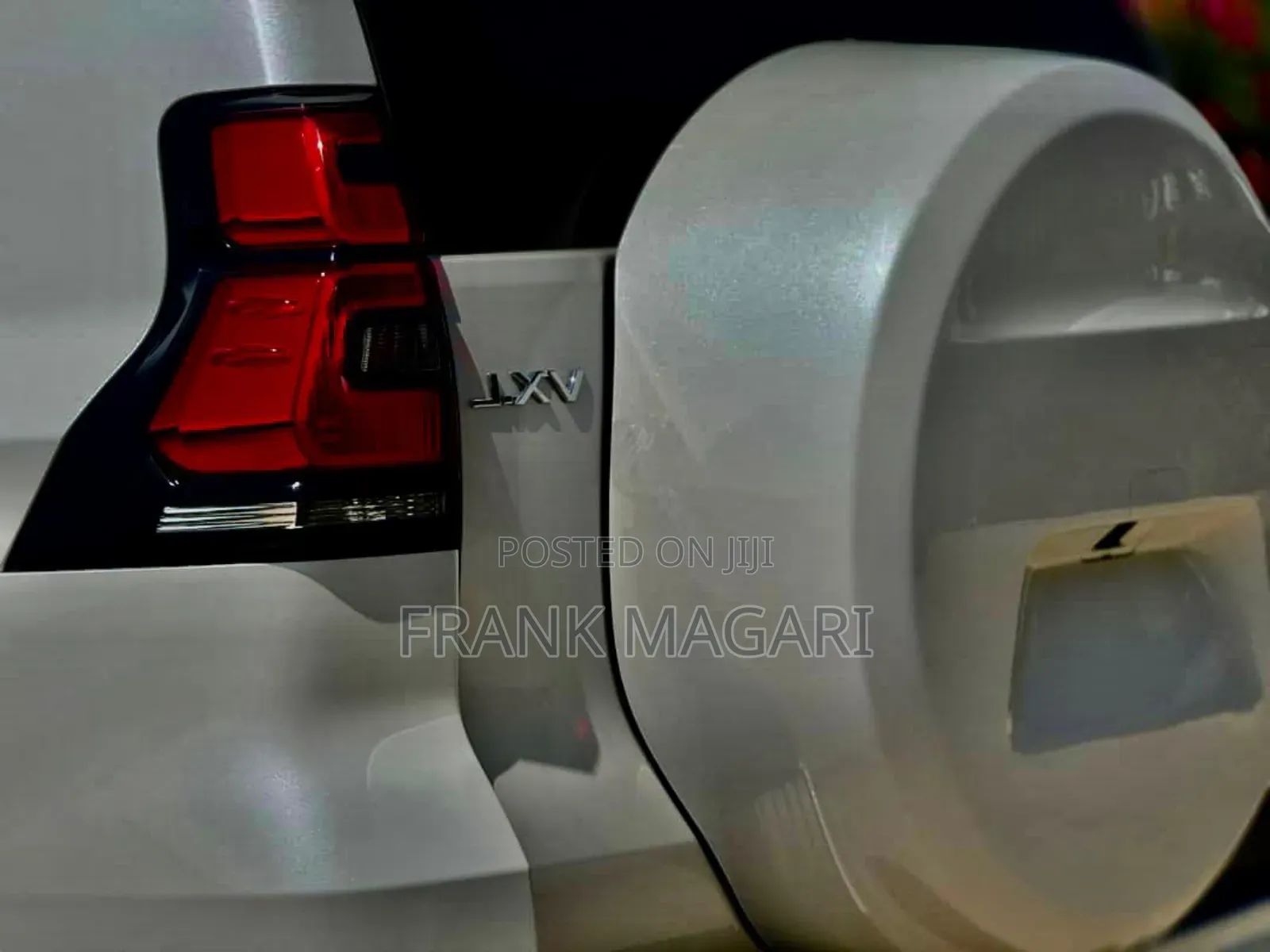 Toyota Land Cruiser Prado 2023 White