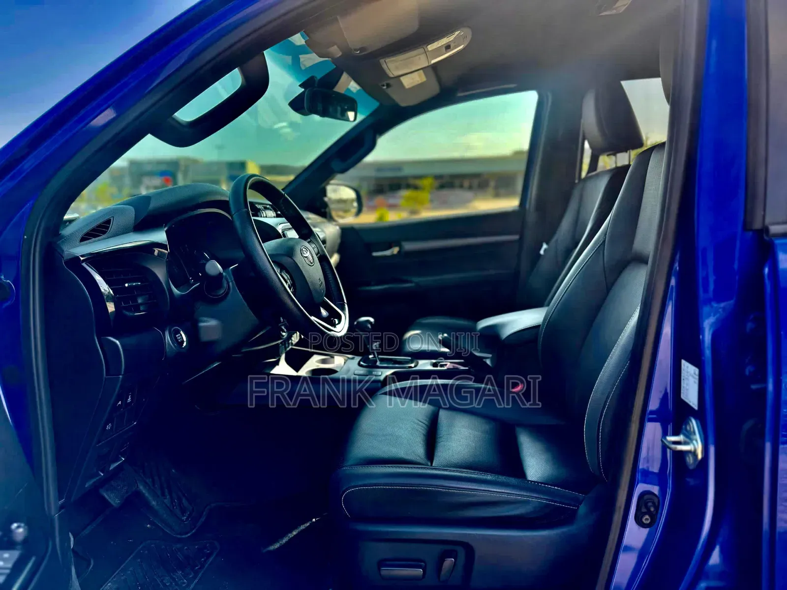 Toyota Hilux 2021 Blue