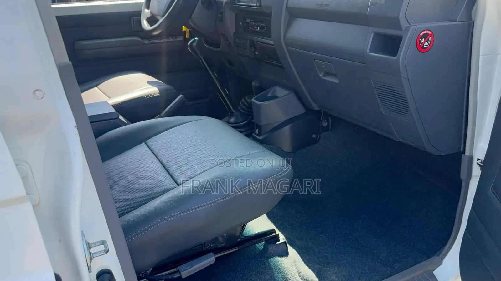 Toyota Land Cruiser 2011 White