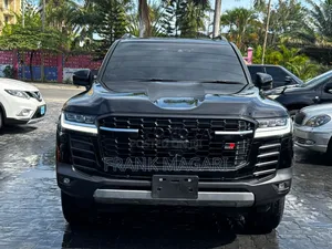 Toyota Land Cruiser 2023 Black