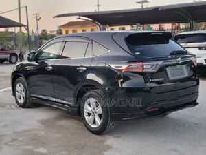 Toyota Harrier 2.0 4WD 2014 Black