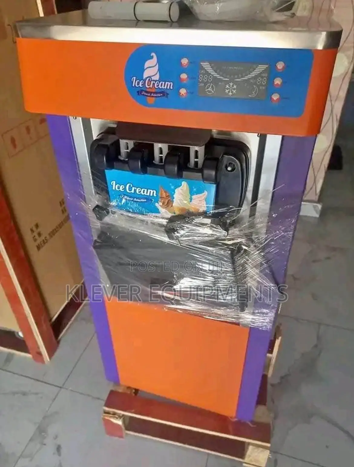 Commercial Freestanding Soft Ice Cream Machine