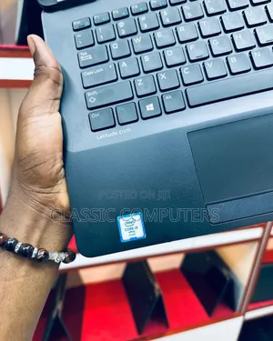 Laptop Dell Latitude 12 E7270 8GB Intel Core i5 SSD 256GB