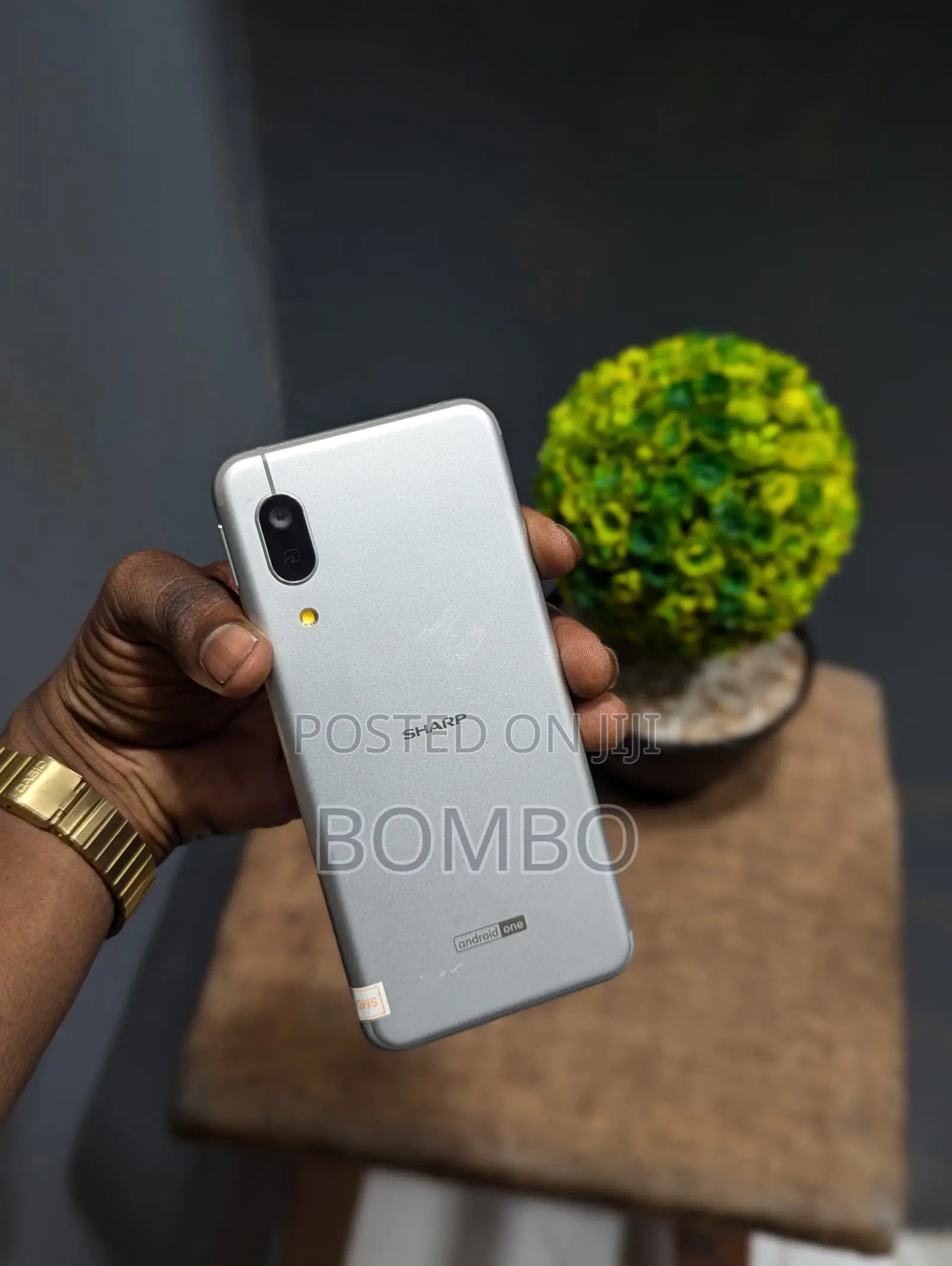 Sharp Aquos Sense 32 GB Silver