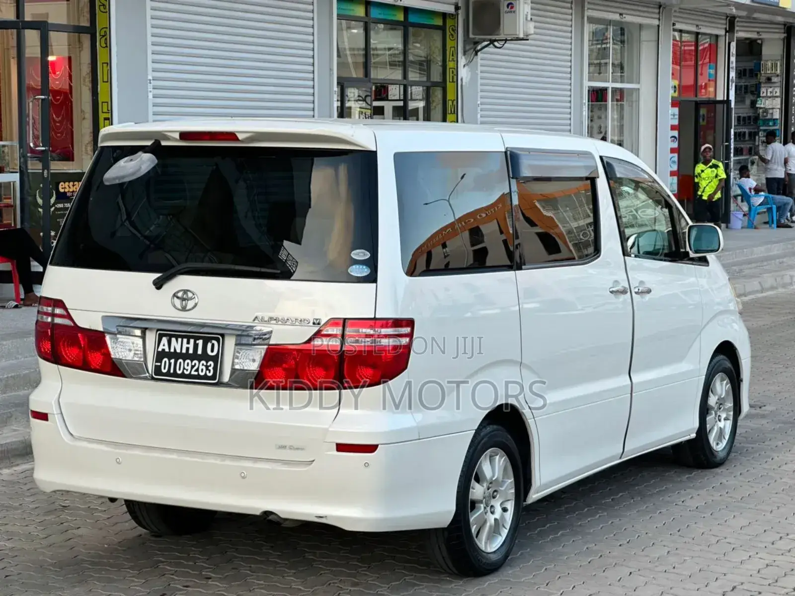 Toyota Alphard 2005 Pearl