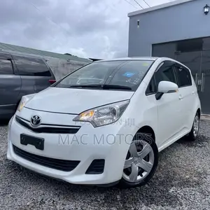 Toyota Ractis 1.5 FWD 2011 White