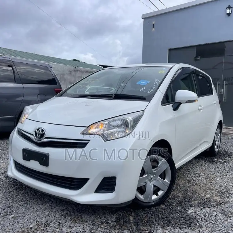 Toyota Ractis 1.5 FWD 2011 White