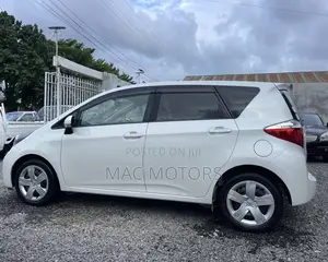 Toyota Ractis 1.5 FWD 2011 White