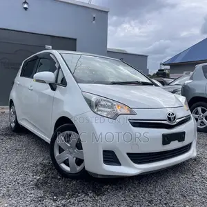 Toyota Ractis 1.5 FWD 2011 White