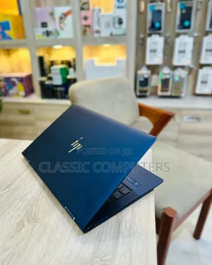 Laptop HP Dragonfly Folio 8GB Intel Core I5 SSD 256GB