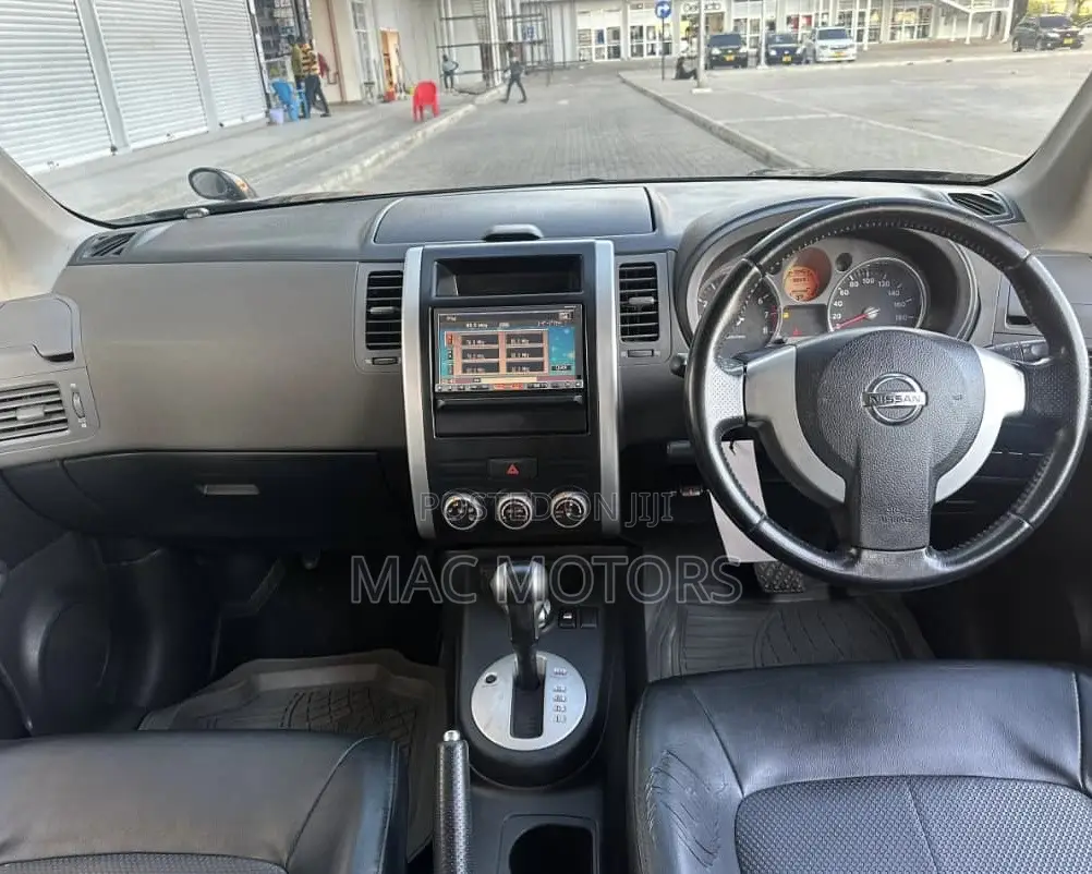 Nissan X-Trail 2.0 Petrol XE 2009 Black