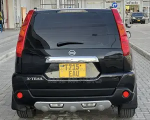 Nissan X-Trail 2.0 Petrol XE 2009 Black