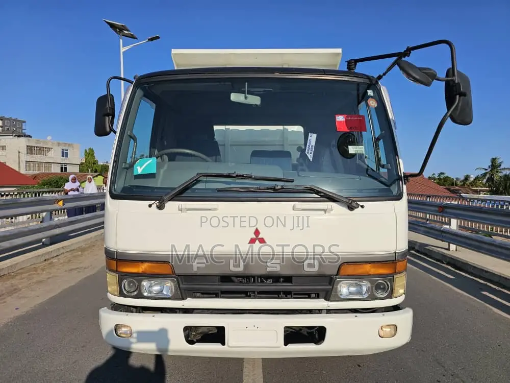 Fuso Fighter Tipper