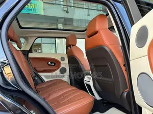 Land Rover Range Rover Evoque Pure AWD 5-Door 2013 Black