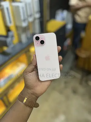 Apple iPhone 15 128 GB Pink