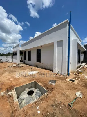 3bdrm Bungalow in Goba Lastanza for sale