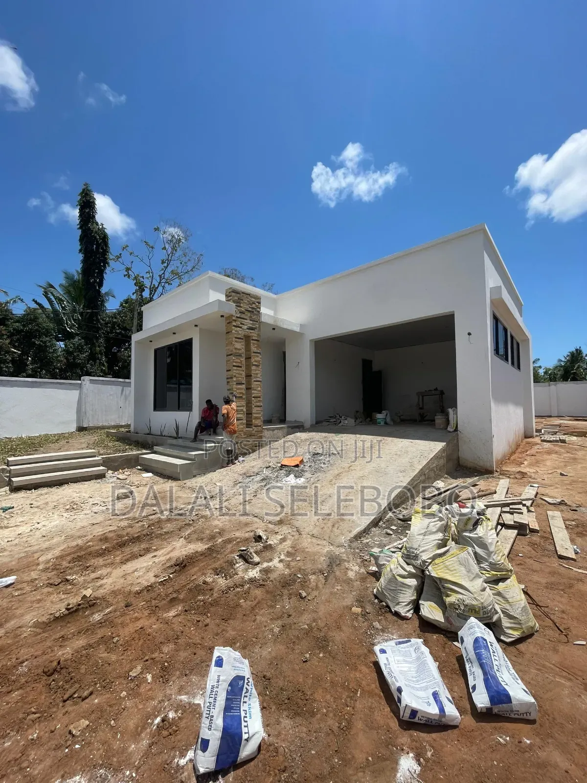 3bdrm Bungalow in Goba Lastanza for sale