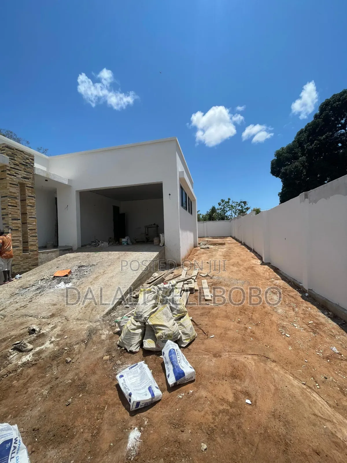 3bdrm Bungalow in Goba Lastanza for sale