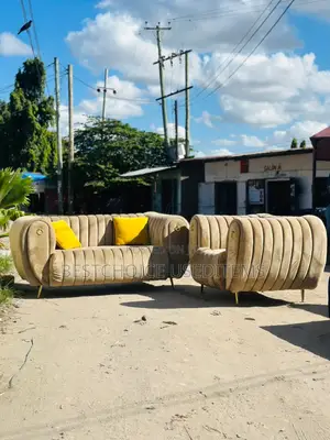Sofa Zenye Akili Timamu Spring Fibbers Used Clean