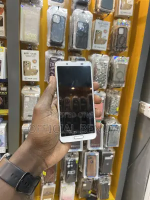 Sharp Aquos Sense 3 SHV45 64 GB Silver