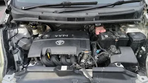 Toyota Ractis 2006 Silver