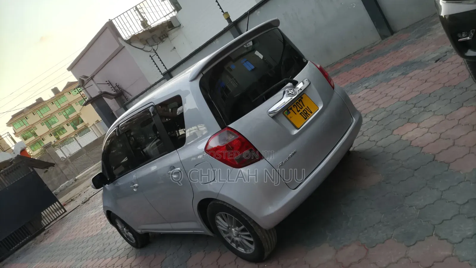 Toyota Ractis 2006 Silver