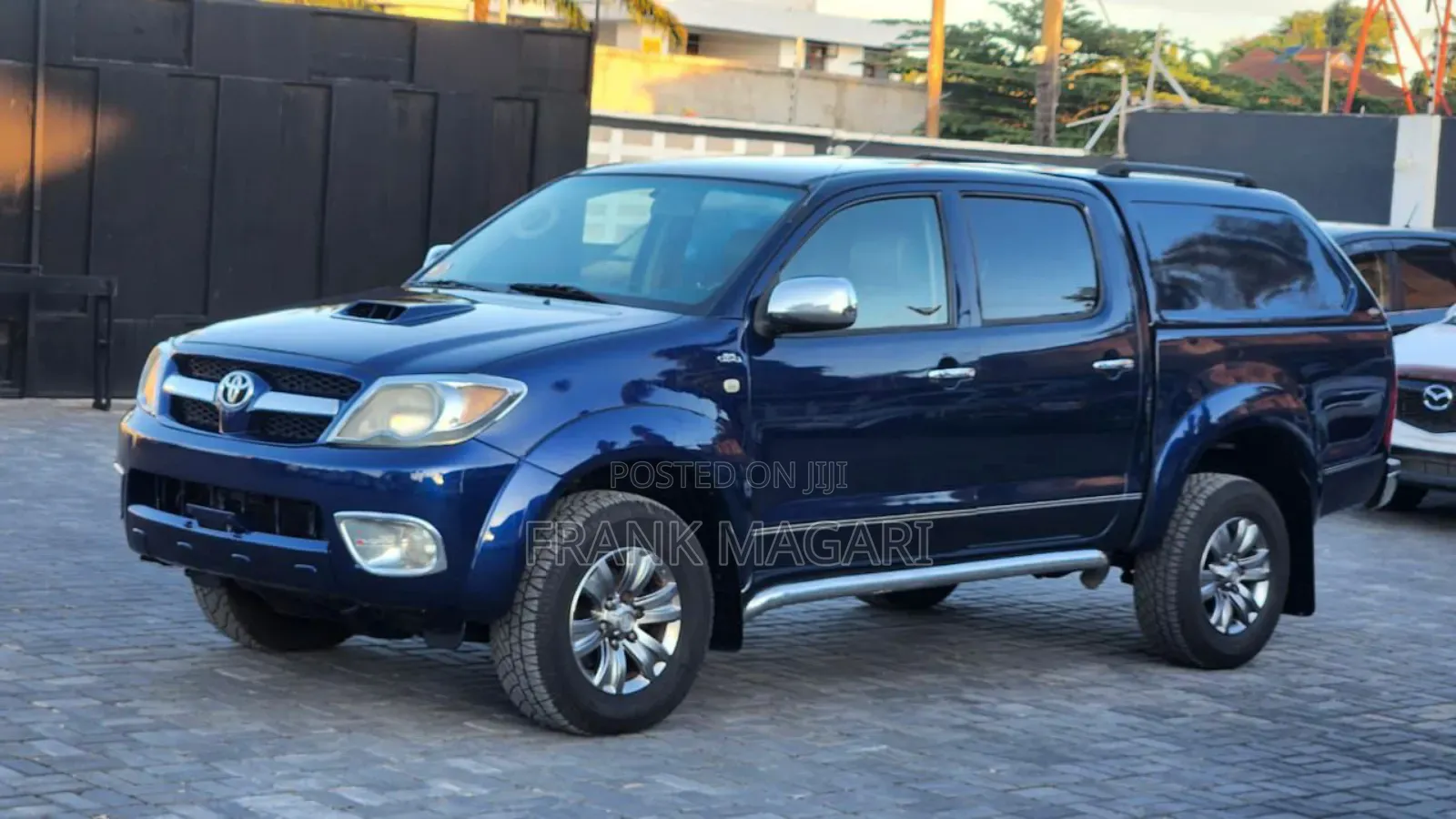 Toyota Hilux 2006 Blue