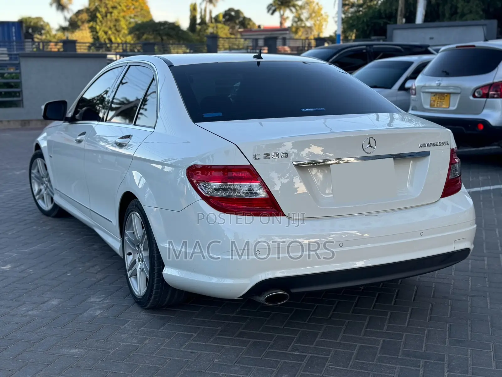 Mercedes-Benz C-Class 2009 White