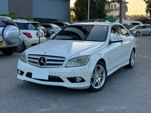 Mercedes-Benz C-Class 2009 White