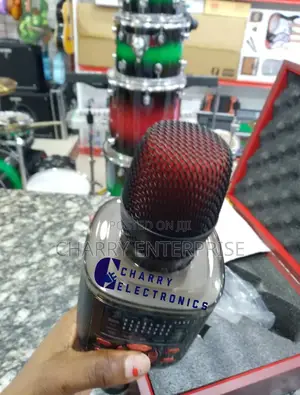 Original Karaoke Mic Yenye Speaker Ndani Yake