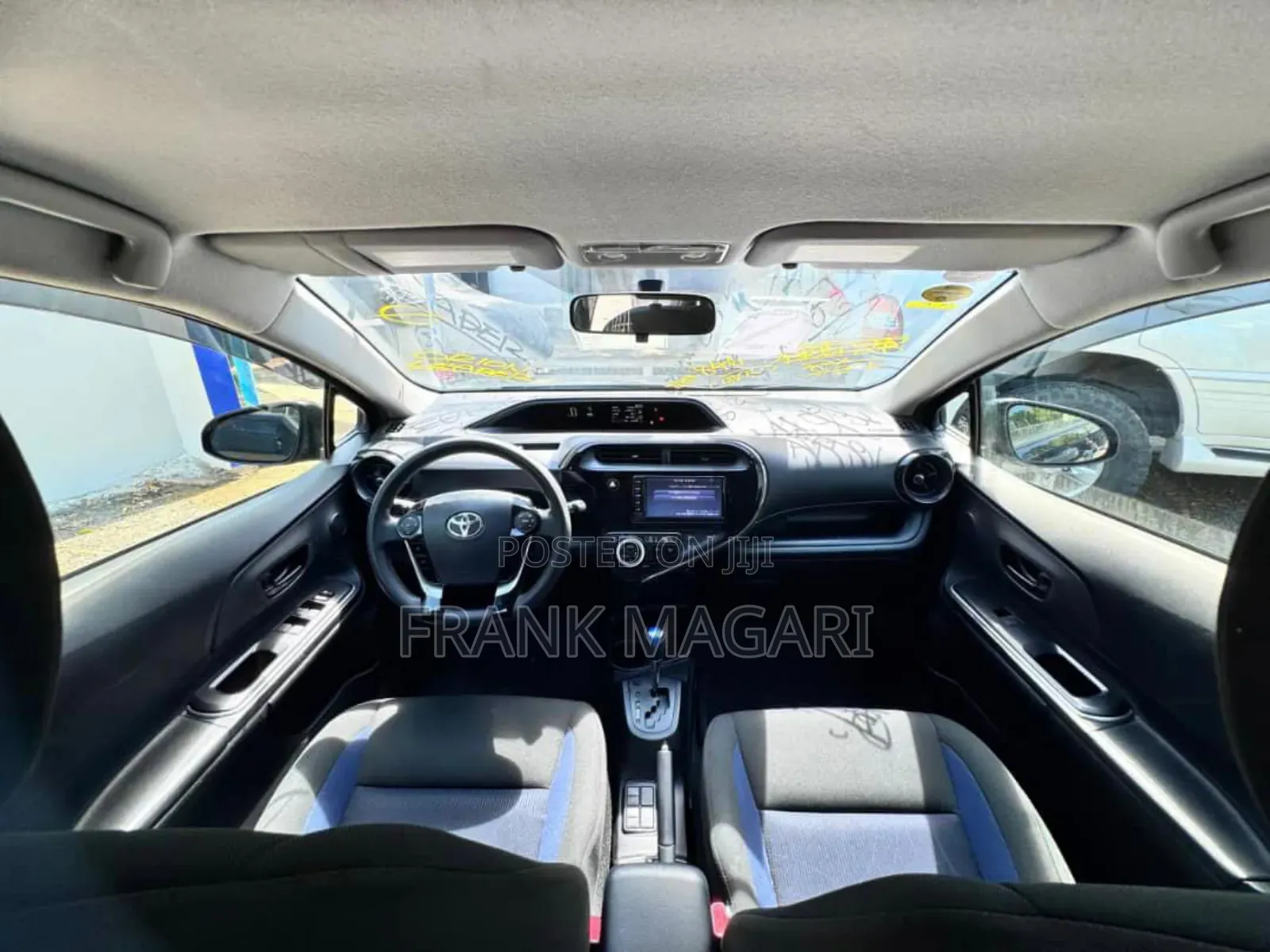 Toyota Aqua 2017 Blue