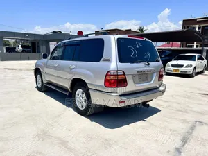 Toyota Land Cruiser 90 Automatic 2001 Gray