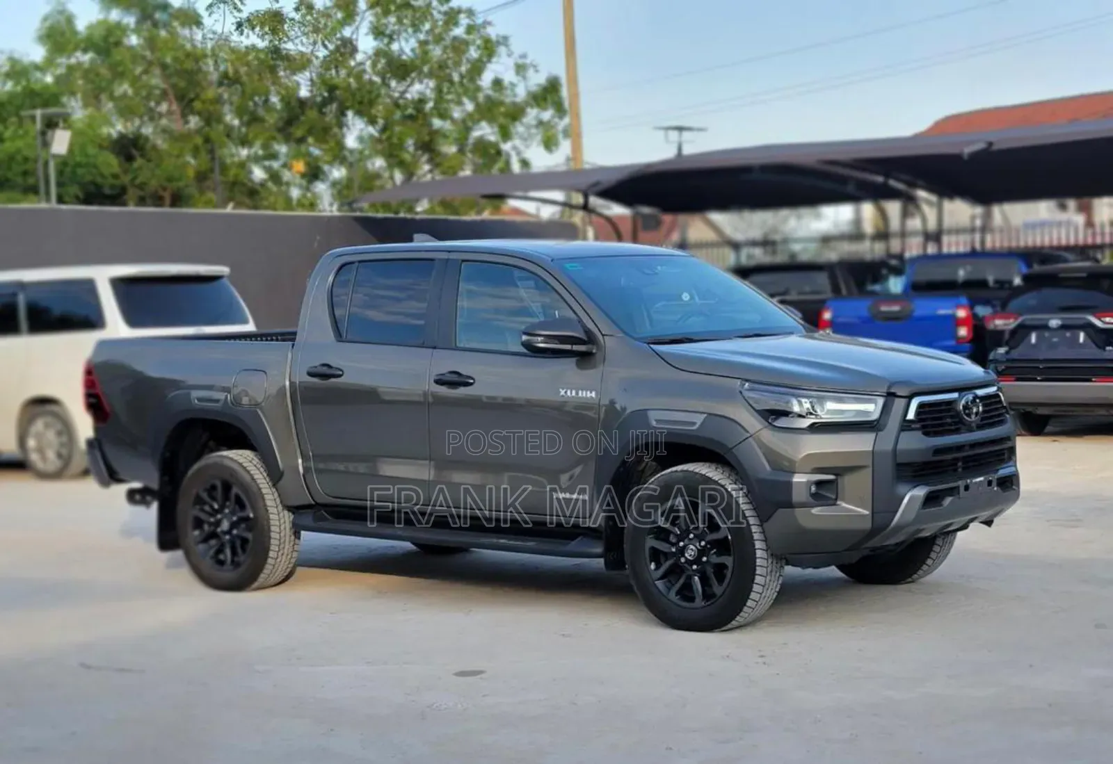 Toyota Hilux 2022 Gray