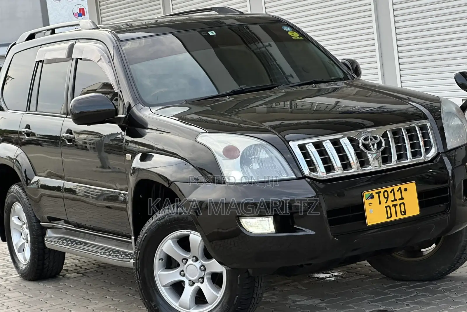 Toyota Land Cruiser 2005 Black
