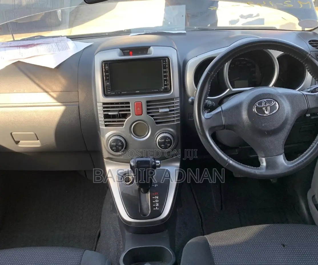 Toyota Rush 1.5 AWD 2007 Black