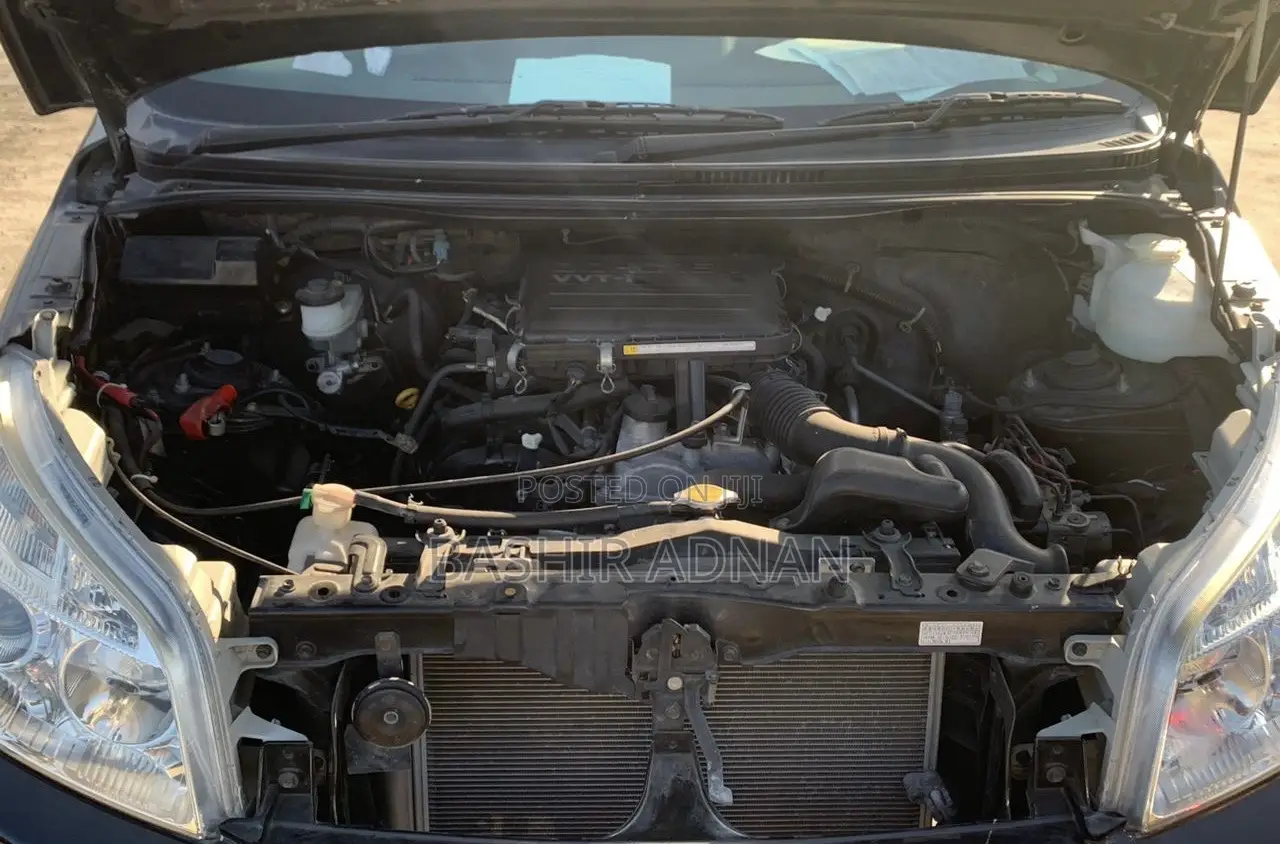 Toyota Rush 1.5 AWD 2007 Black
