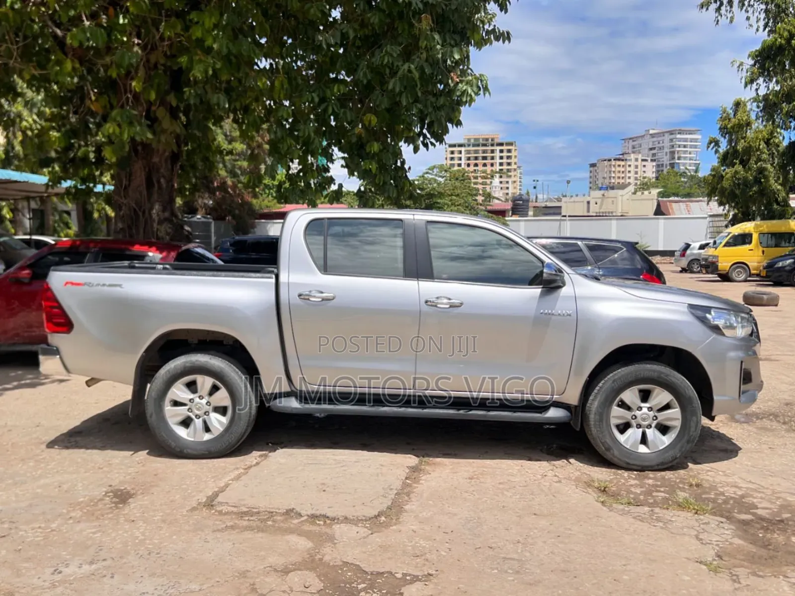 Toyota Hilux 2018 Silver