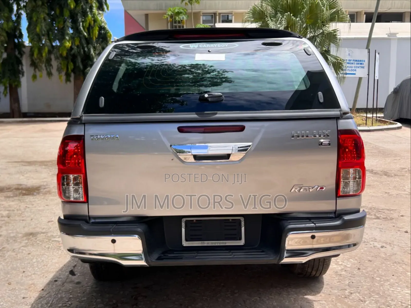 Toyota Hilux 2018 Gray