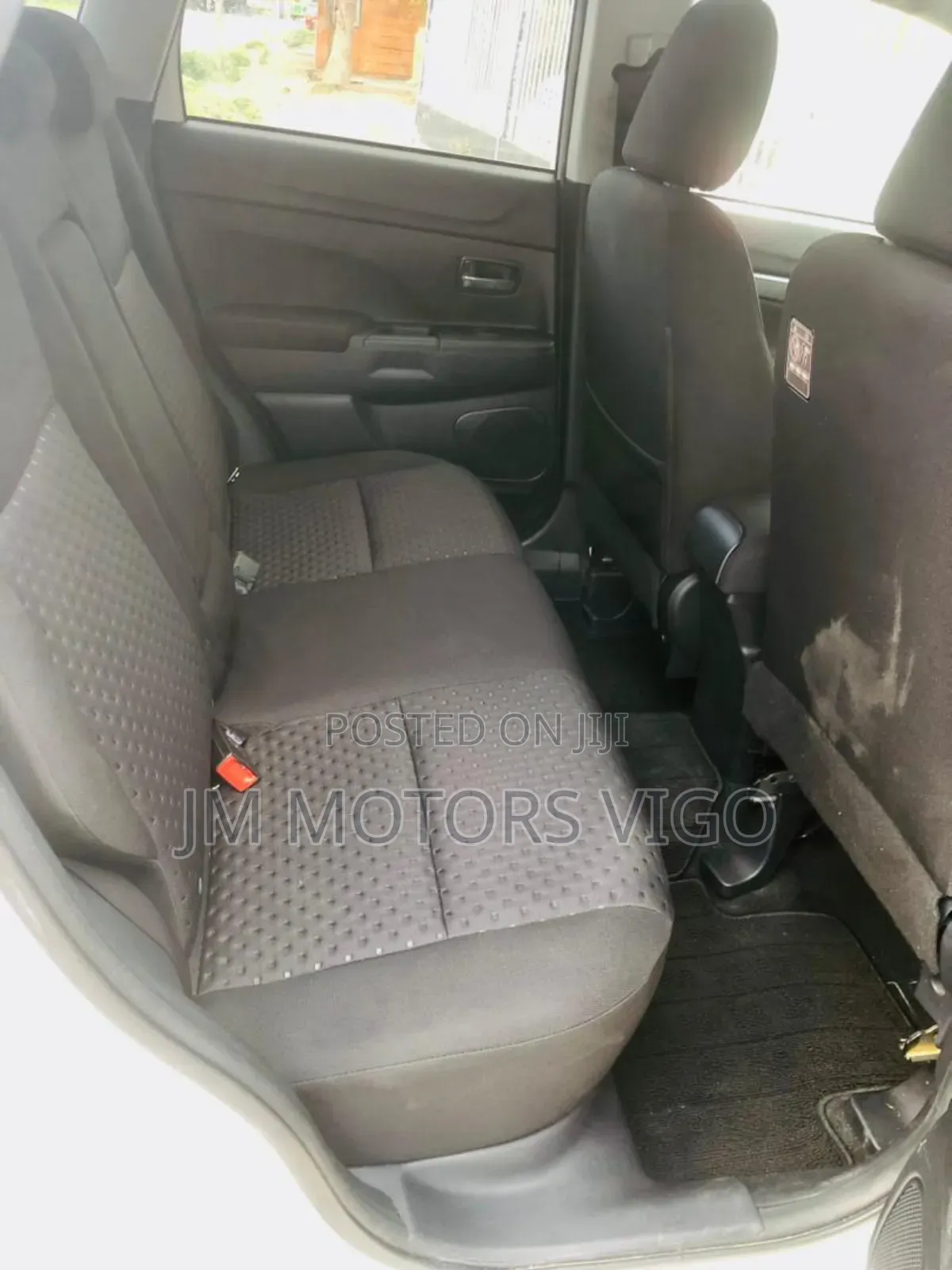 Mitsubishi RVR 2010 White