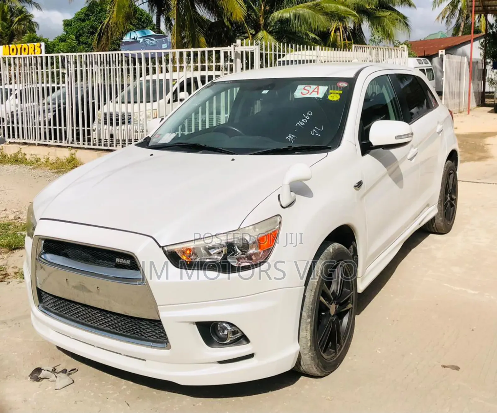 Mitsubishi RVR 2010 White