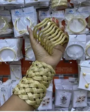 Amazing Bangles