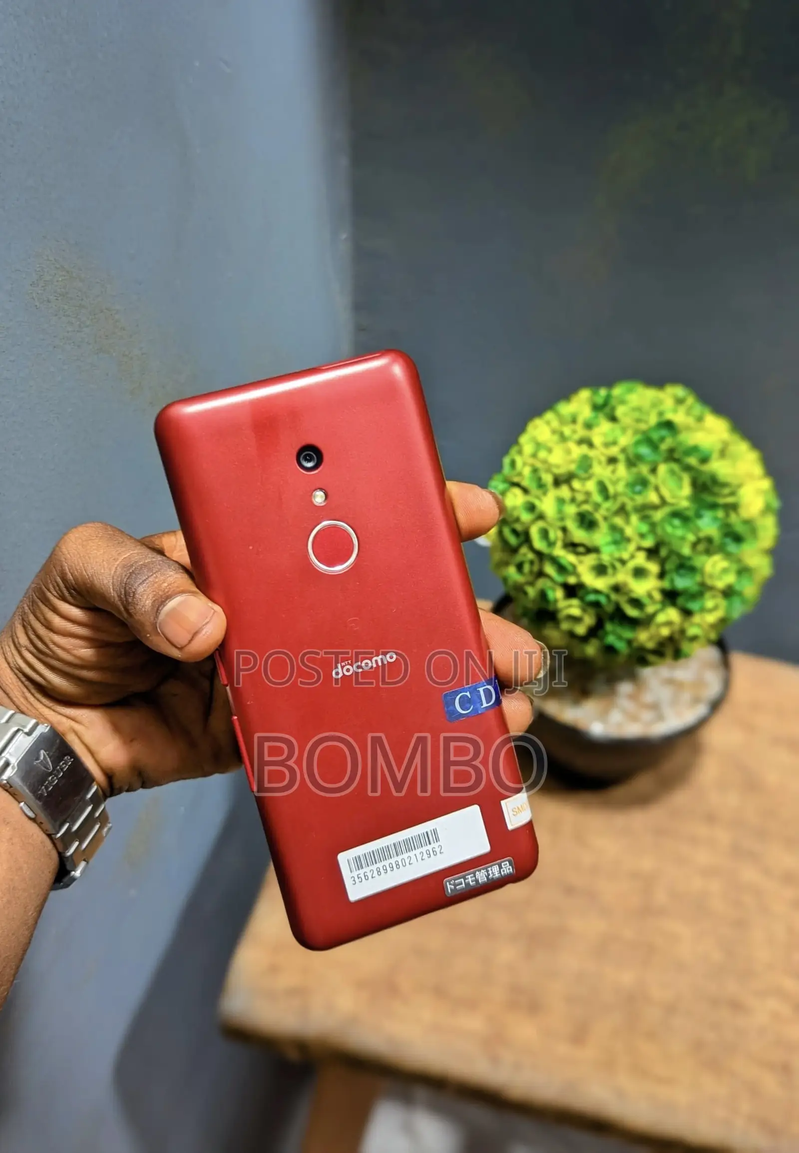 Fujitsu Arrows We F-51B 64 GB Red