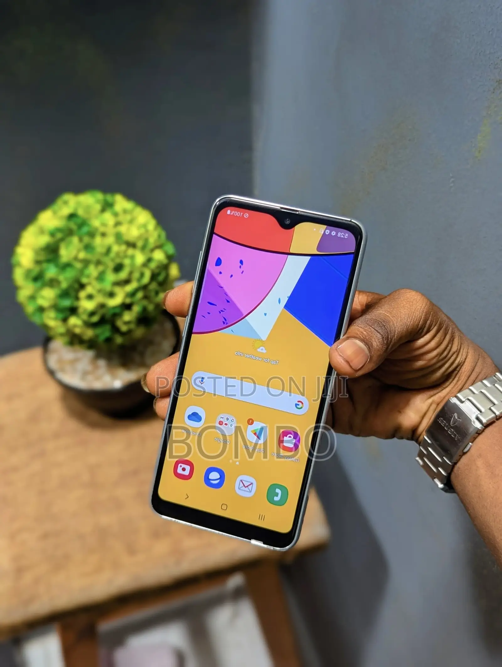 Samsung Galaxy A20 64 GB White