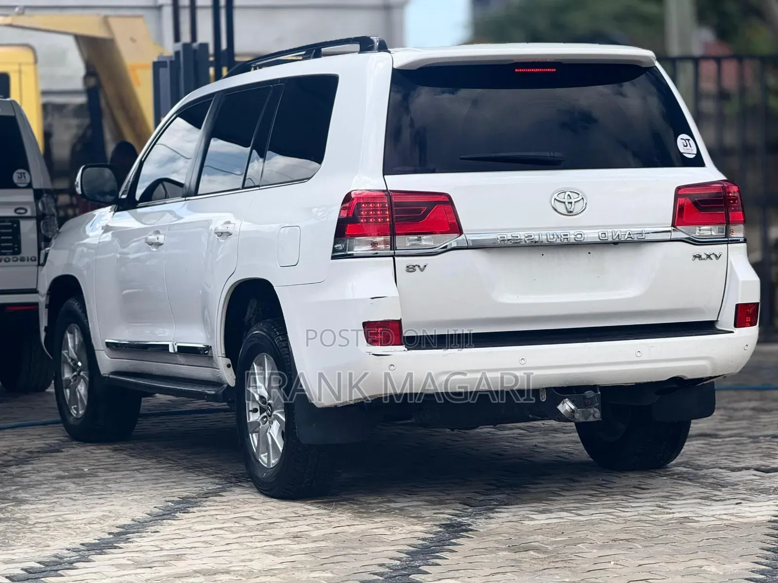 Toyota Land Cruiser 2017 White