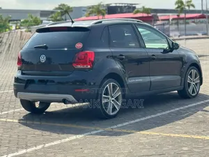 Volkswagen Polo 2011 Black