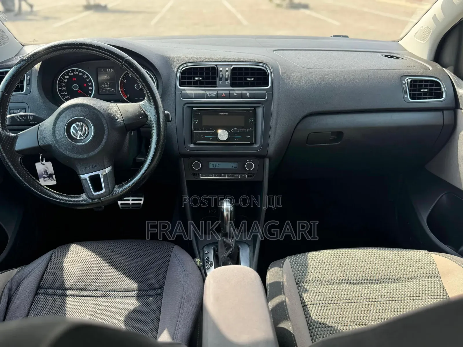 Volkswagen Polo 2011 Black