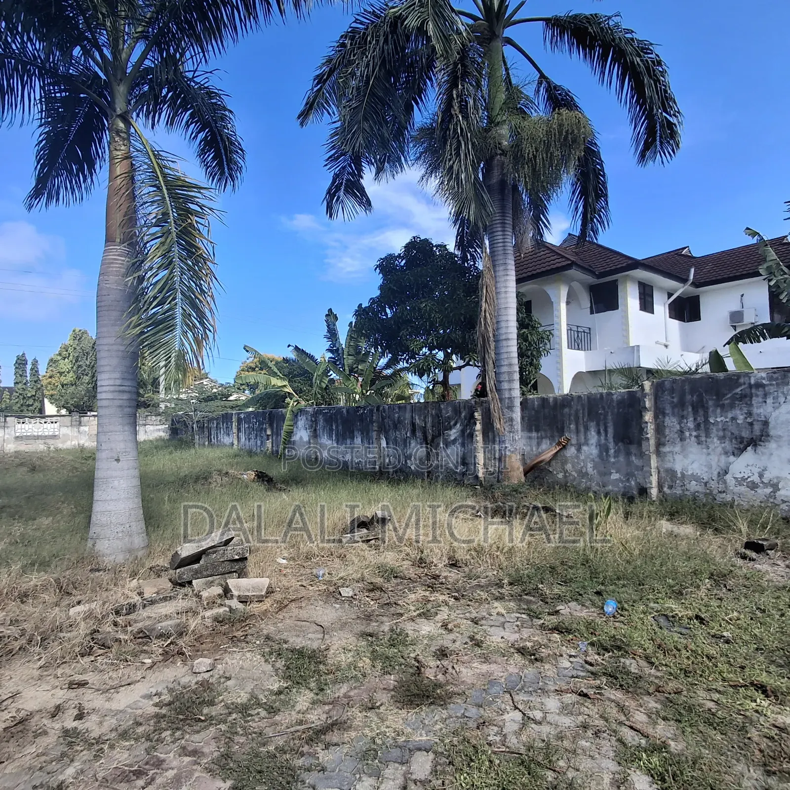 Plot for Sale 1000 Sqms.