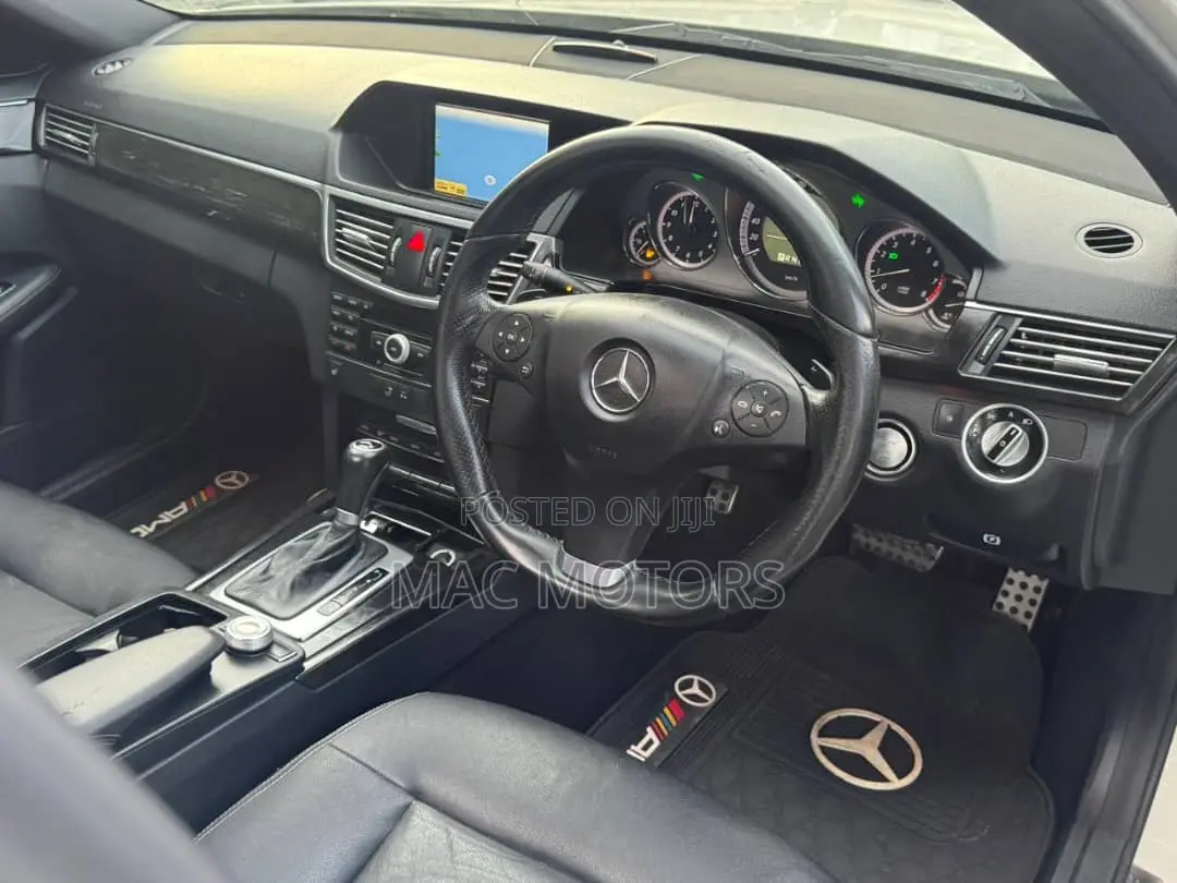 Mercedes-Benz E250 2012 Pearl