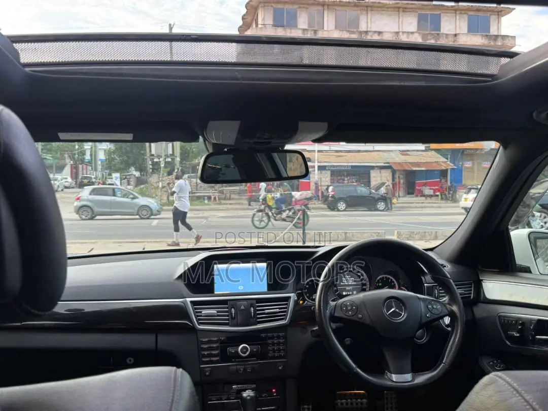 Mercedes-Benz E250 2012 Pearl